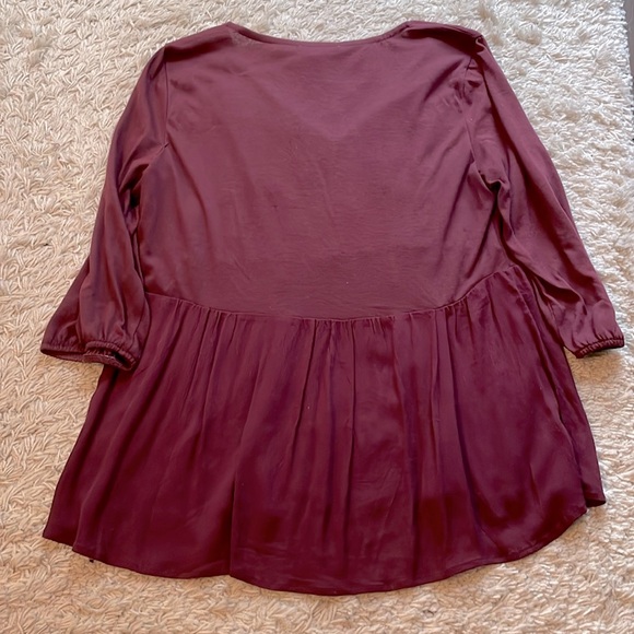 Dress Barn Burgundy Embroidered Peasant Top, size L - Picture 4 of 6